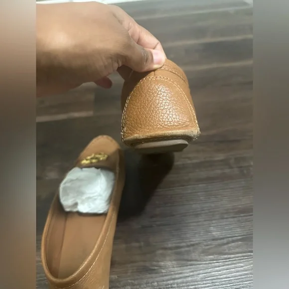 Tory Burch Royal Tan Everly Driver - Picture 5 of 13